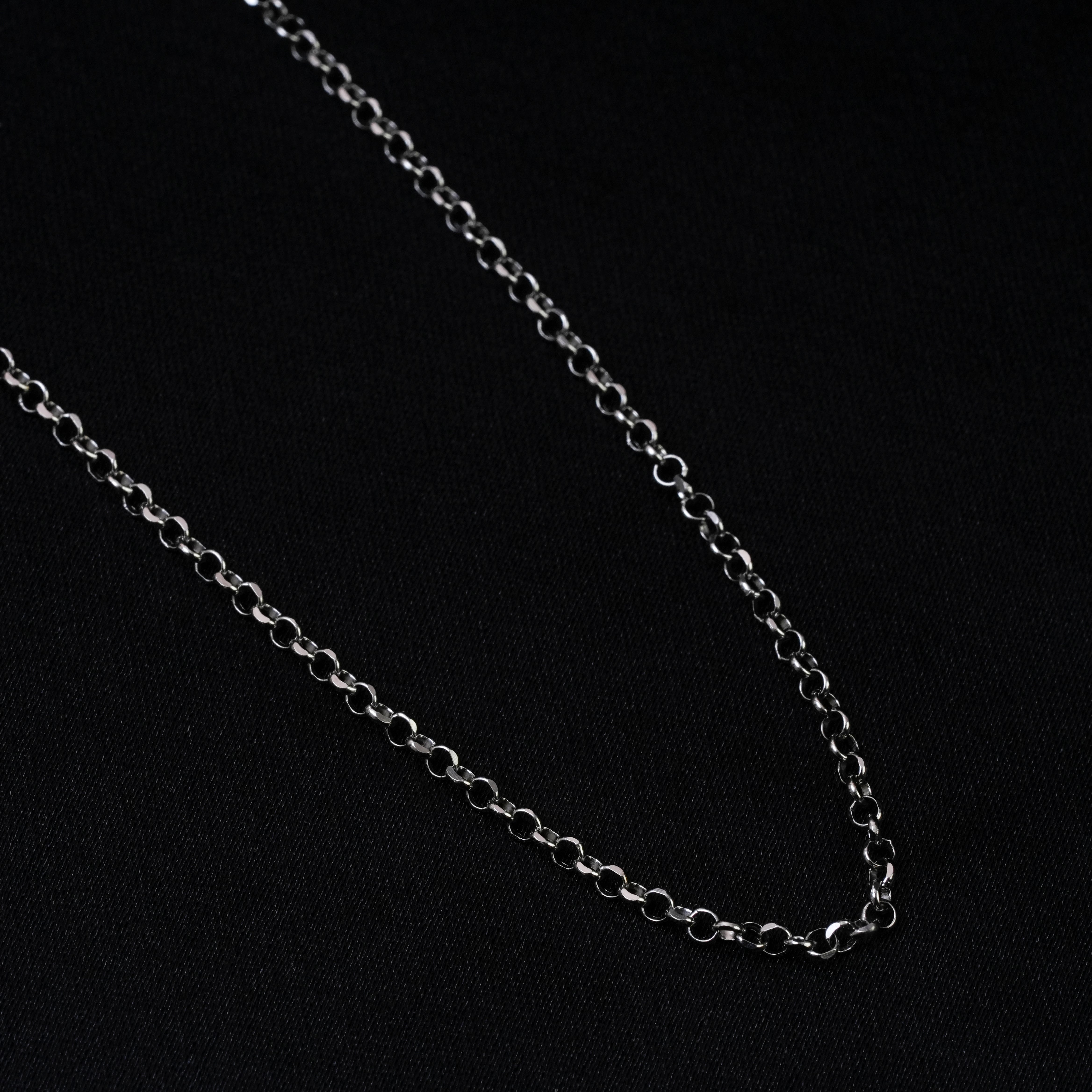 Sutra Silver Chain