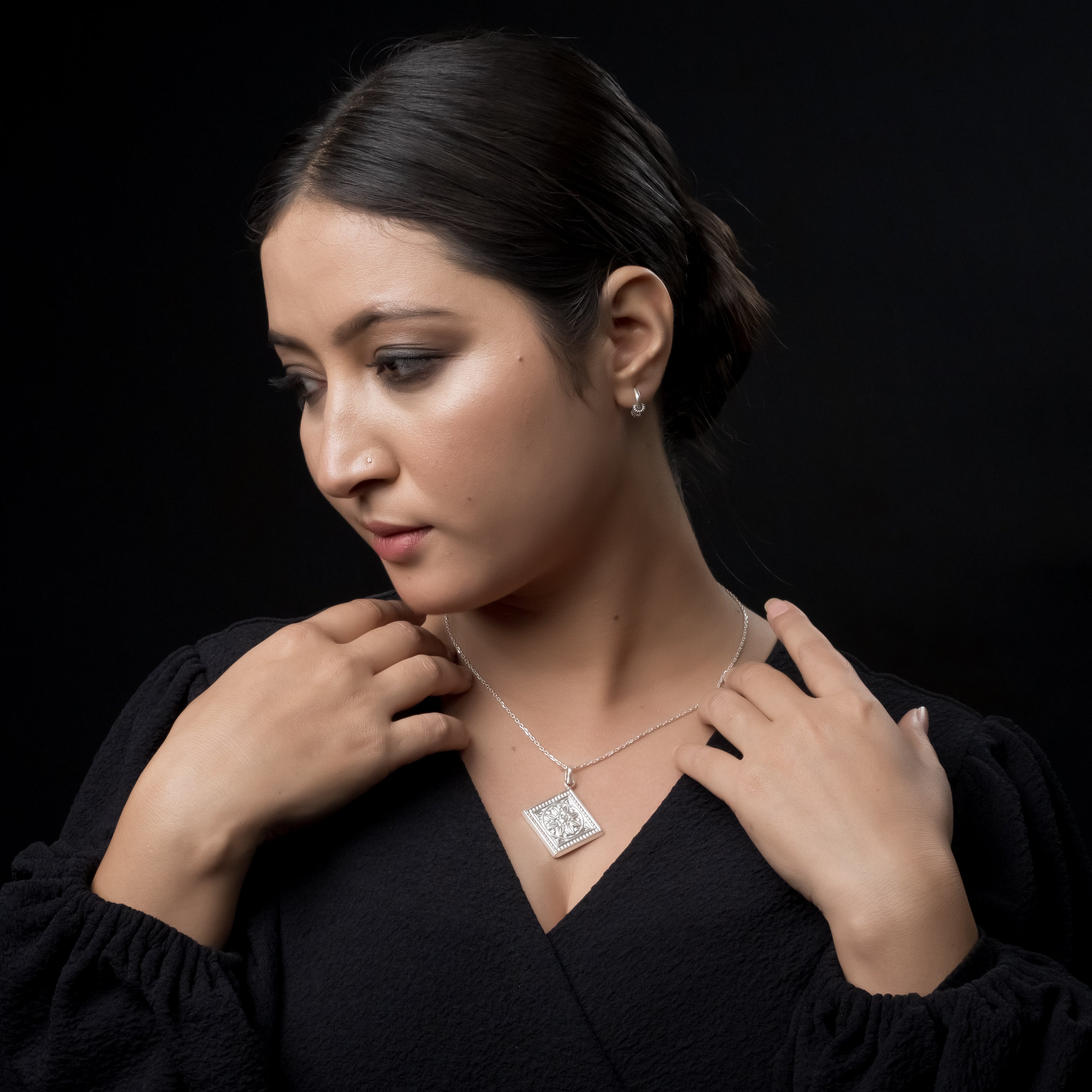 Heerphool Silver Chain Pendant