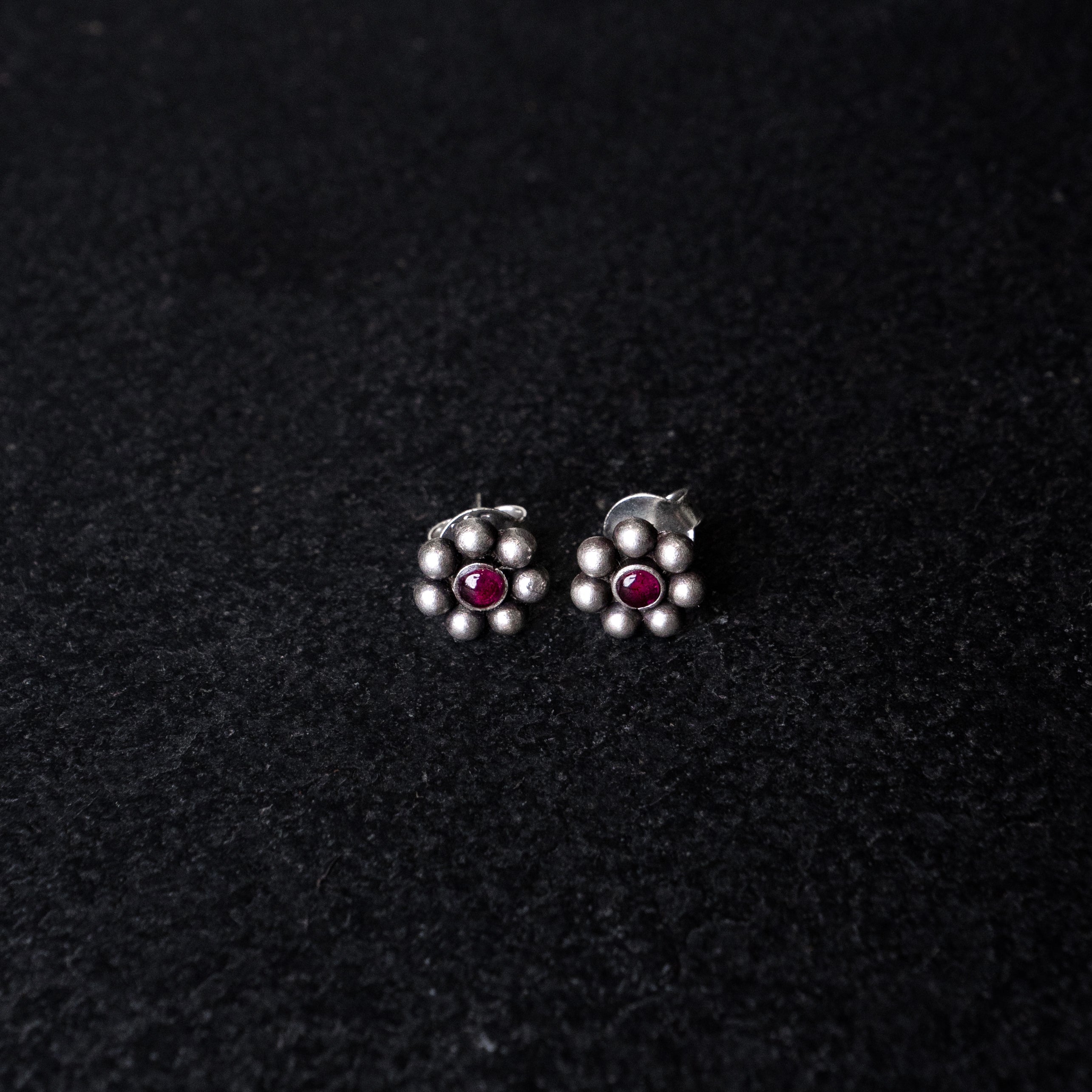 Rangphul Silver Studs