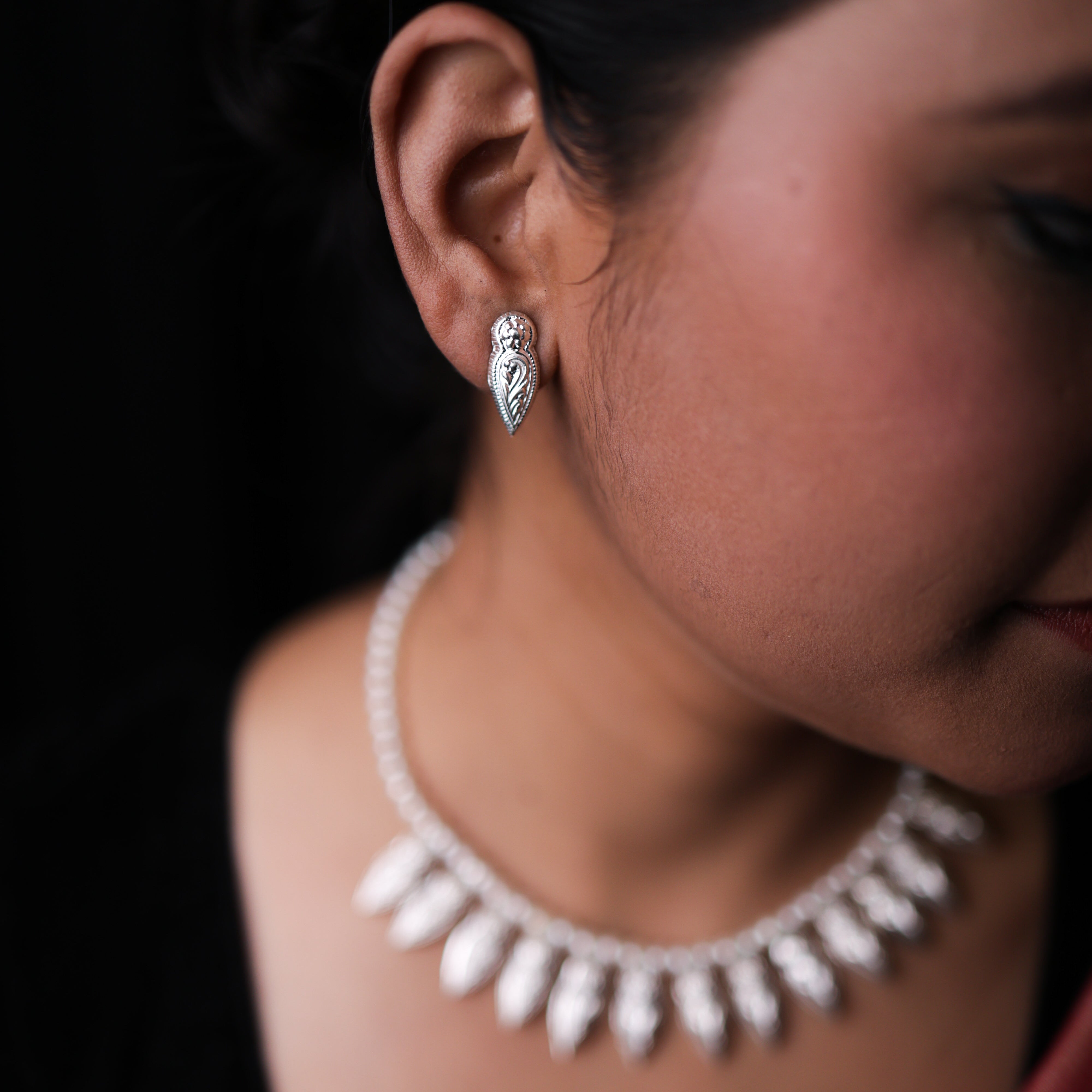 Devri Studs