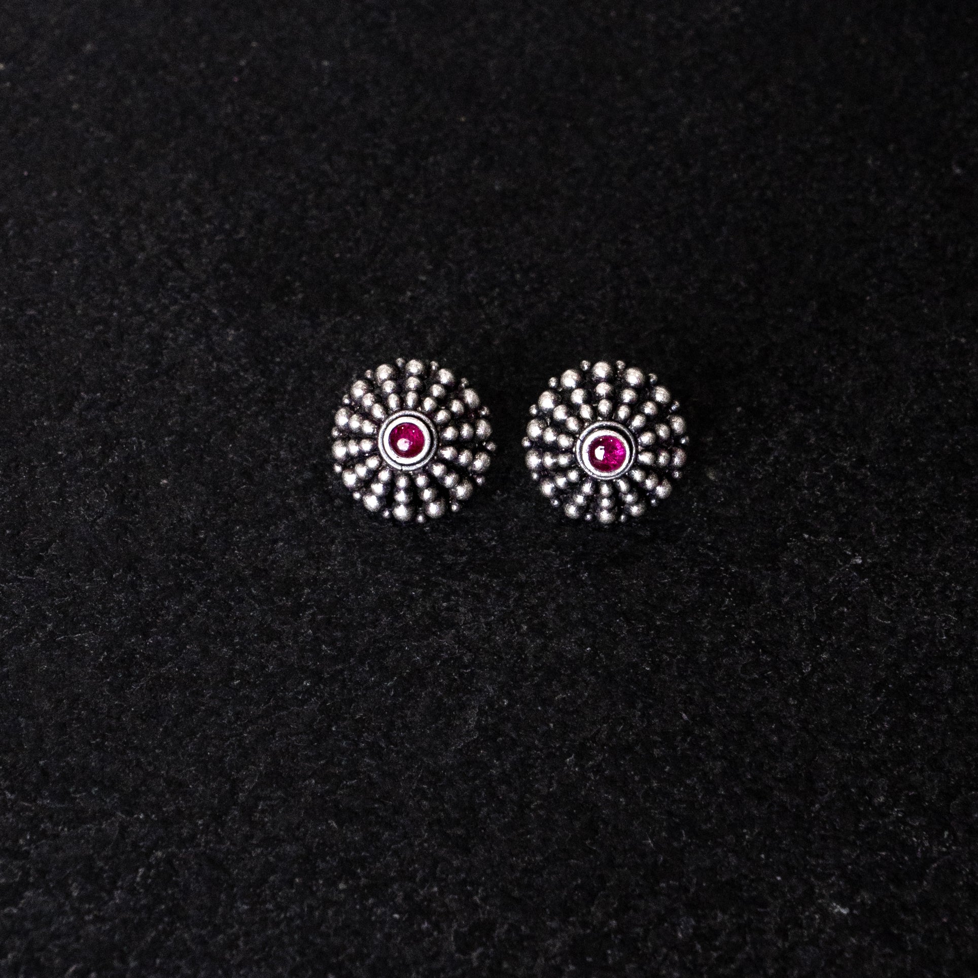 Gulbari Studs