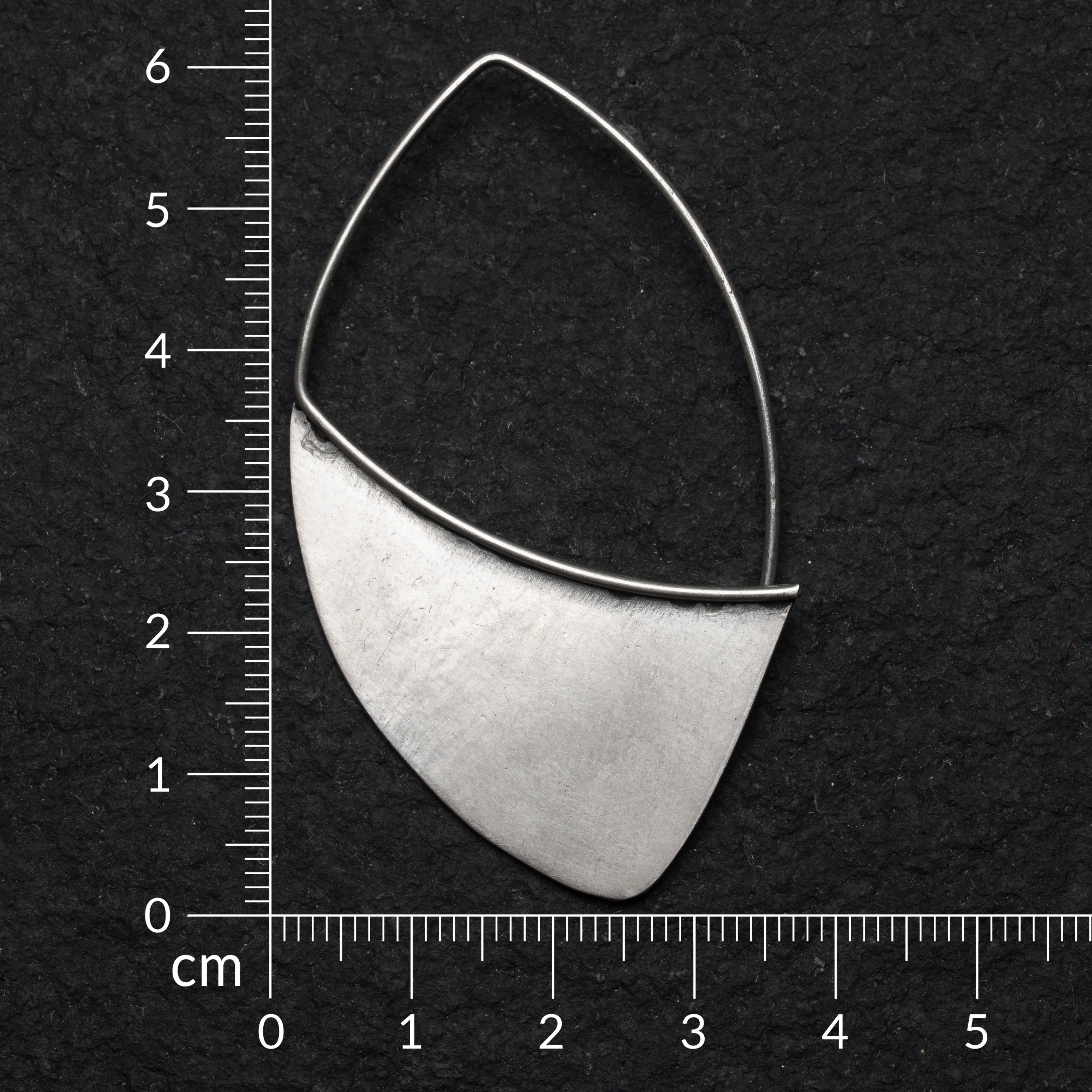 Tungli Earrings