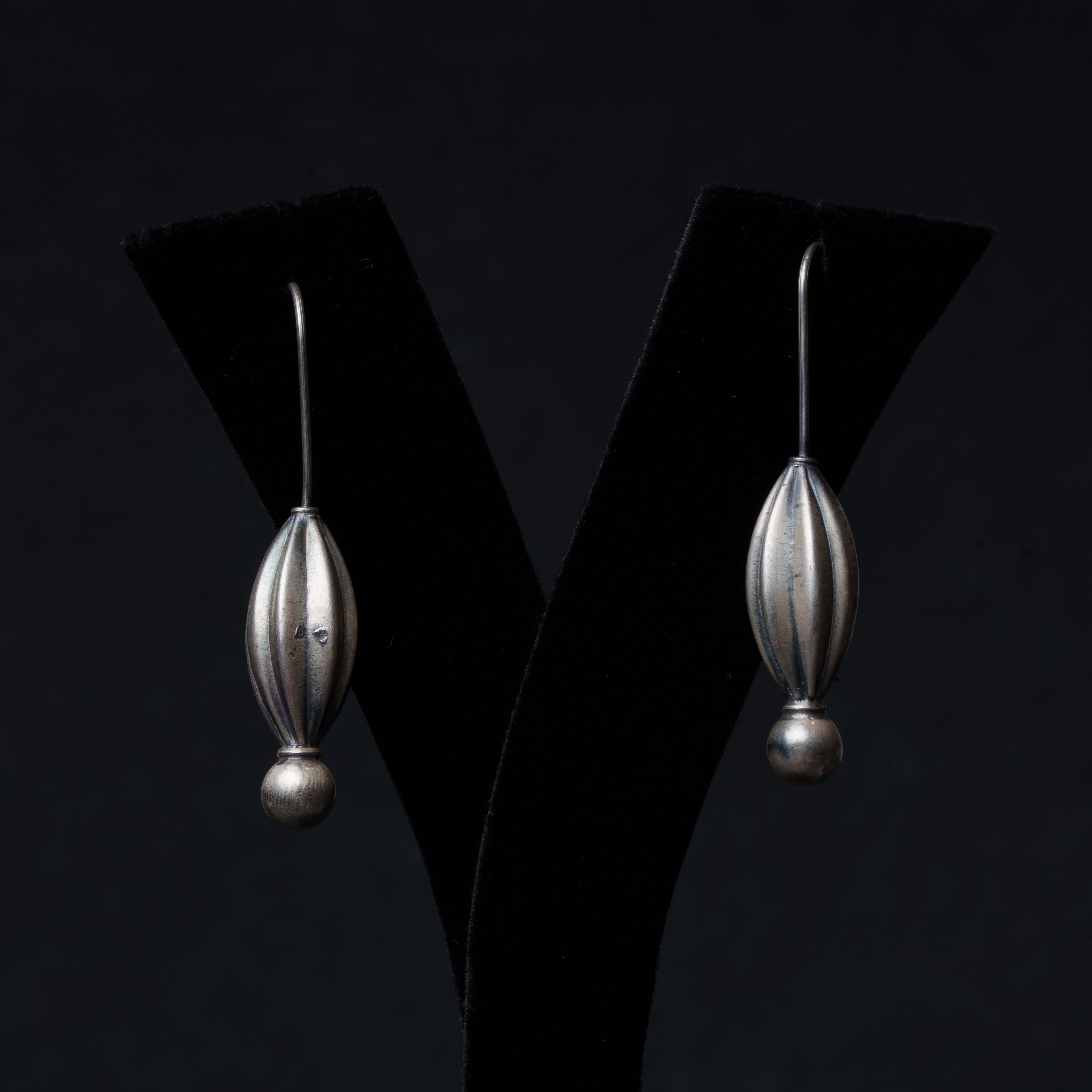 JAUVIKA EARRING