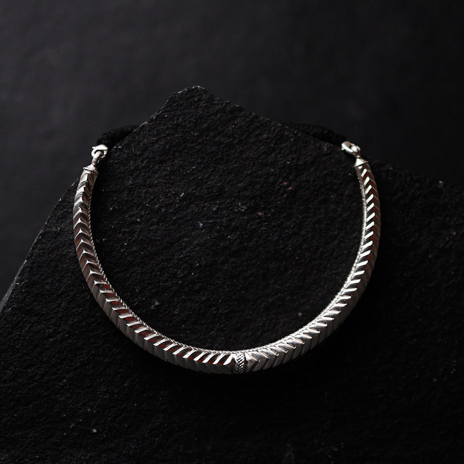 Silver Dhaar Hasuli