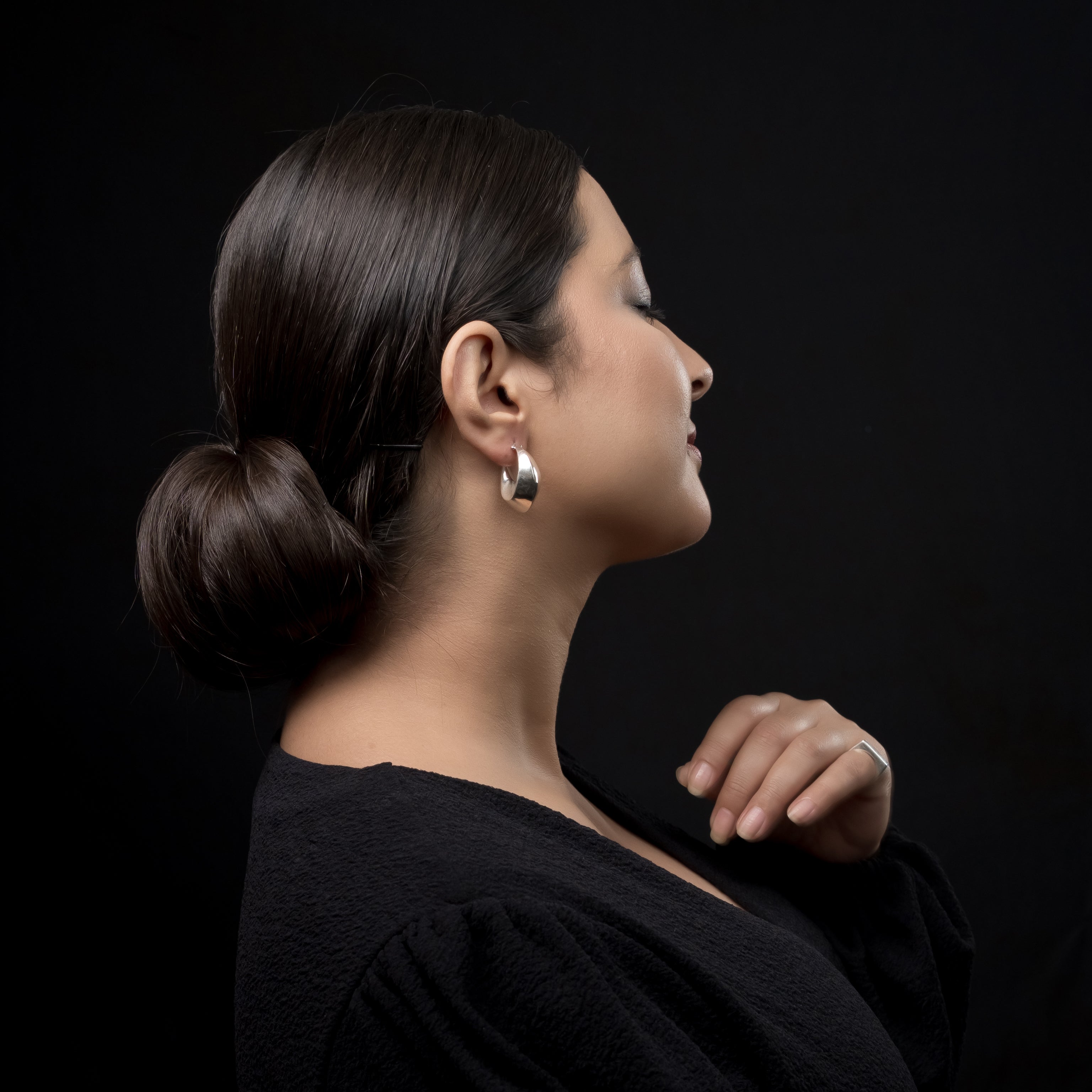 BAJRO Silver Hoops