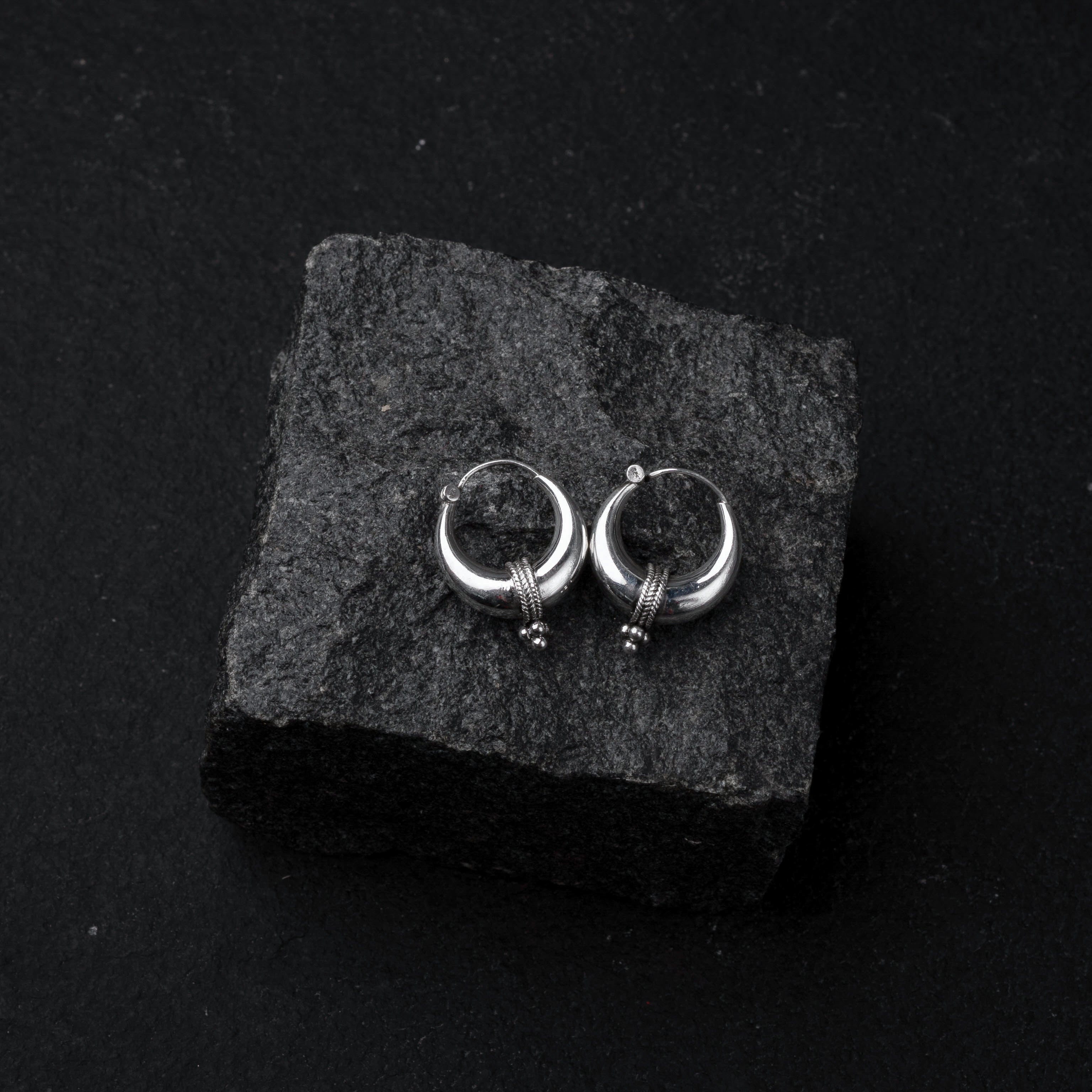 RETO Silver Hoops