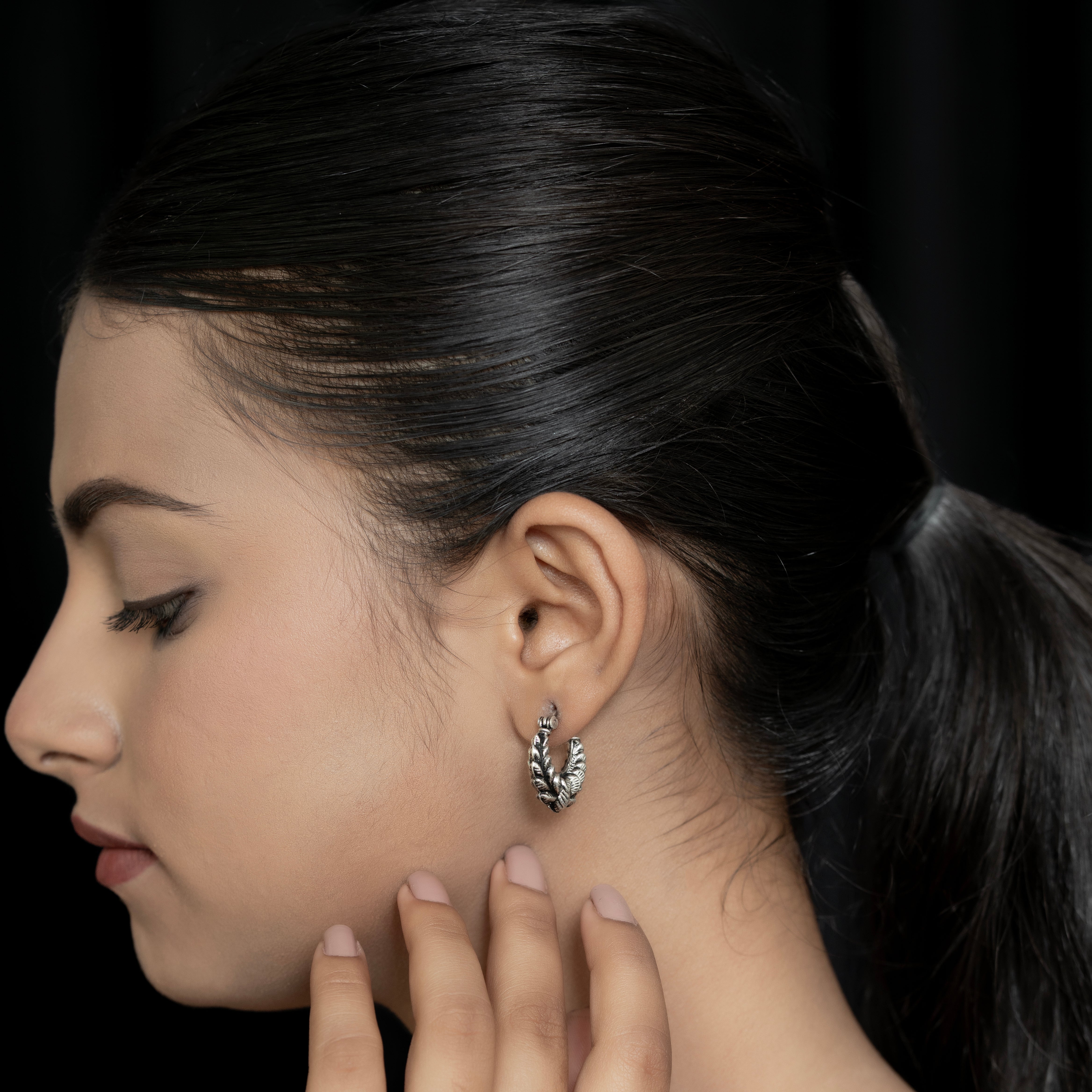Phoolrekha Silver Munade