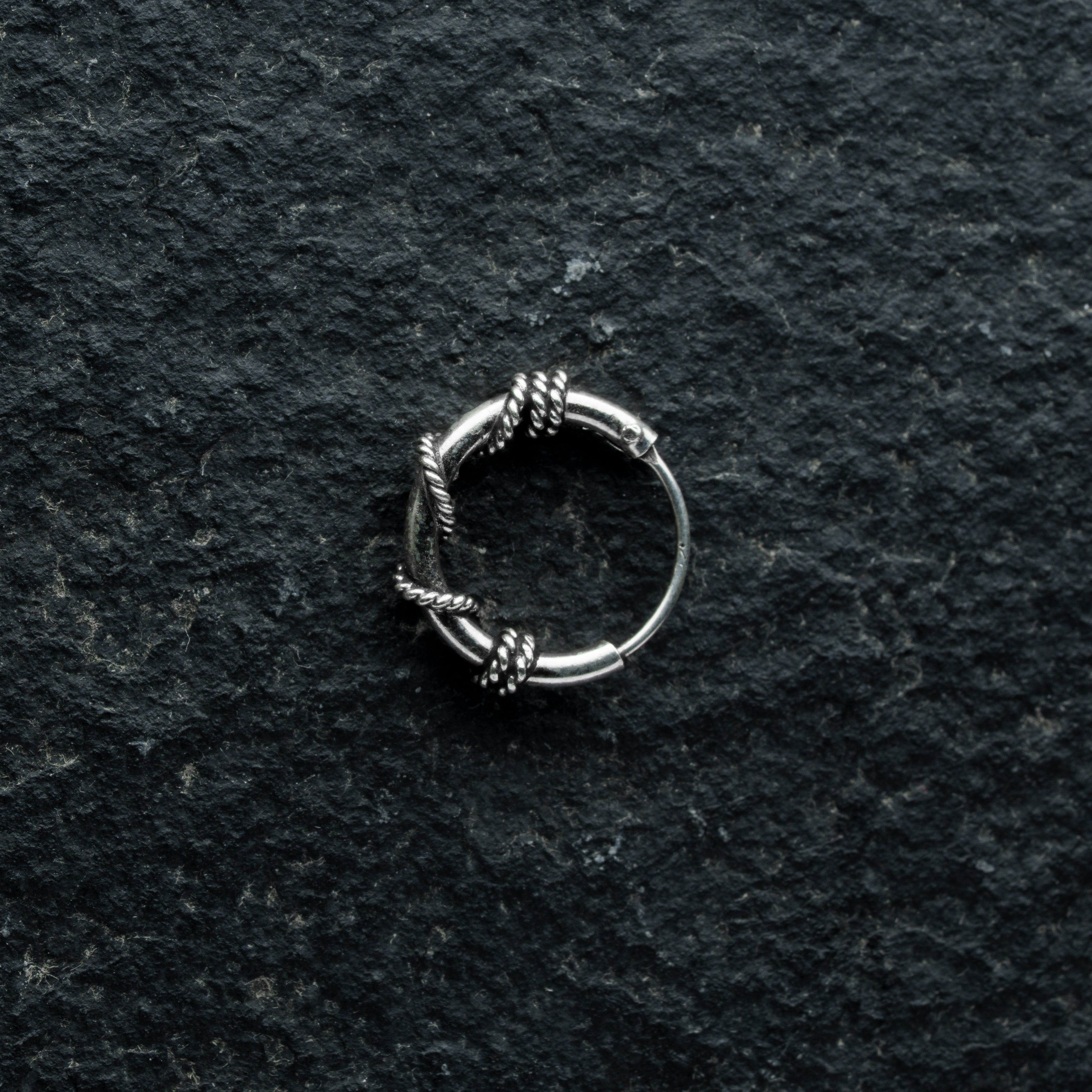 Bandh Hoops
