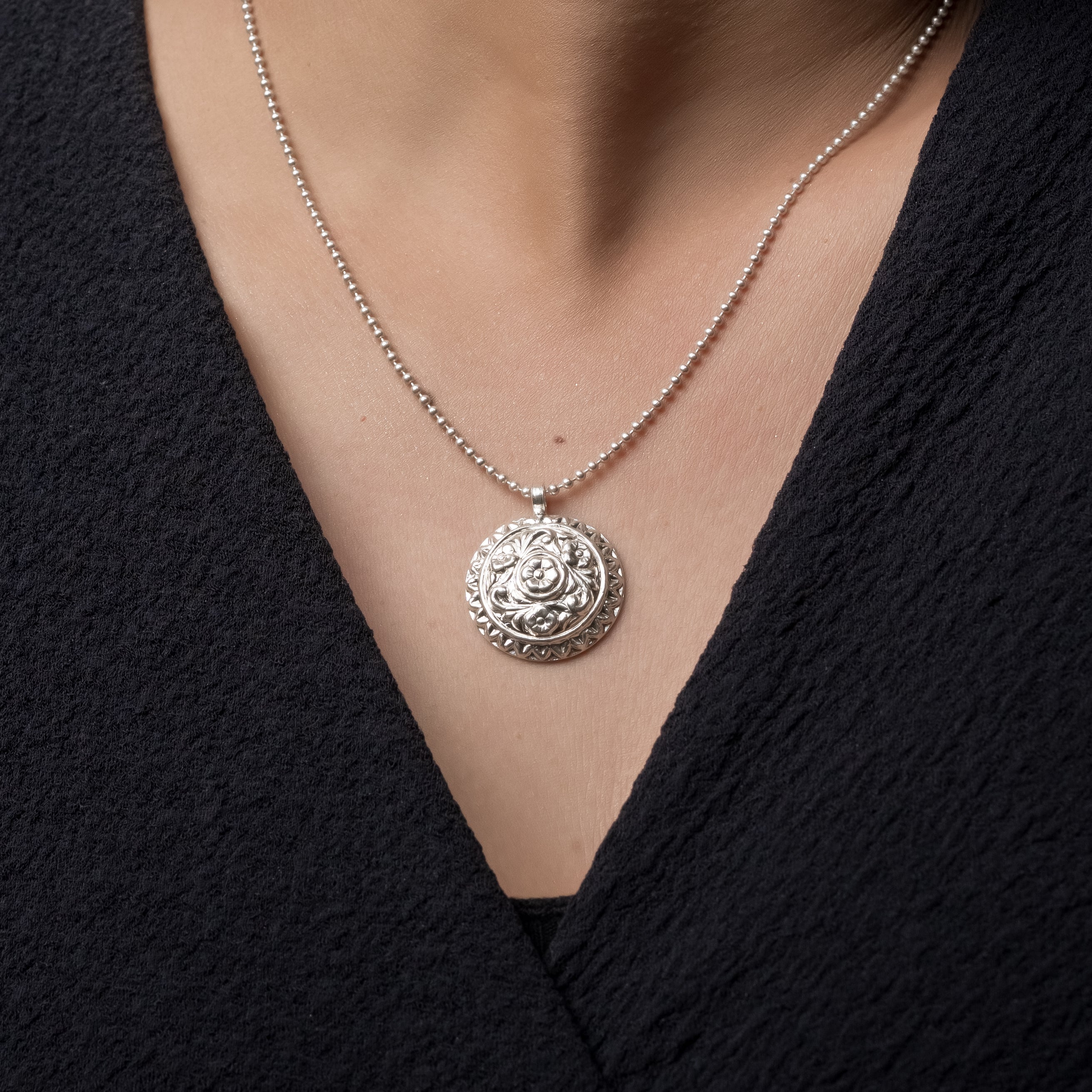 Phoolchakra Silver Chain Pendant