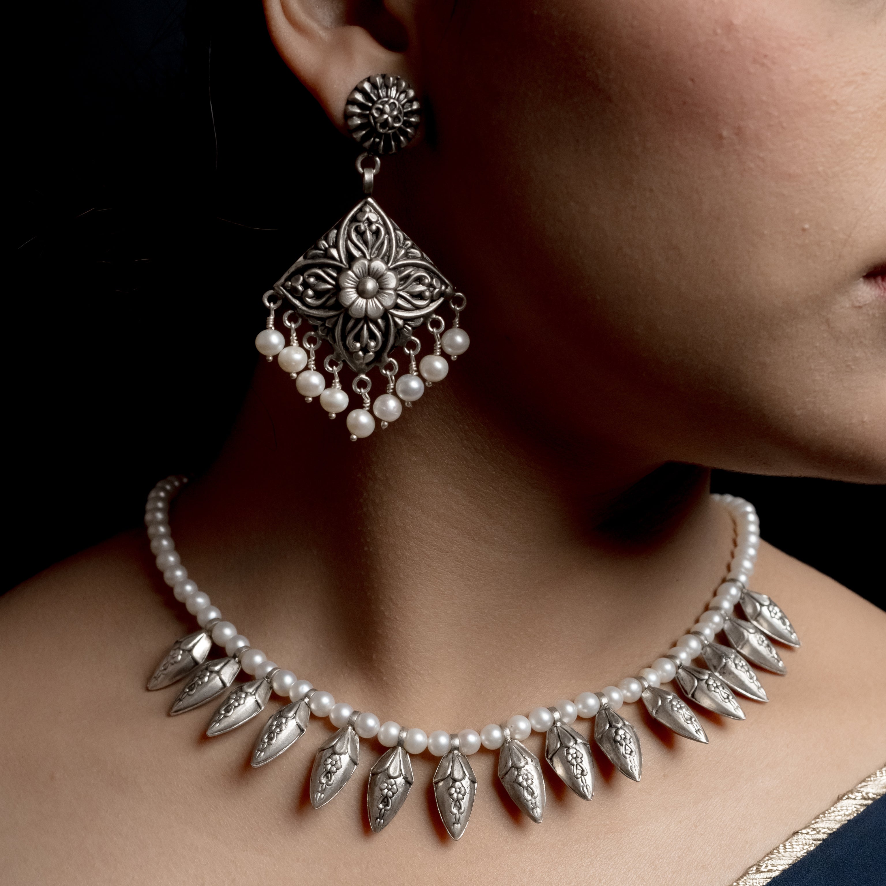 RAJ08025 elegant silver necklace