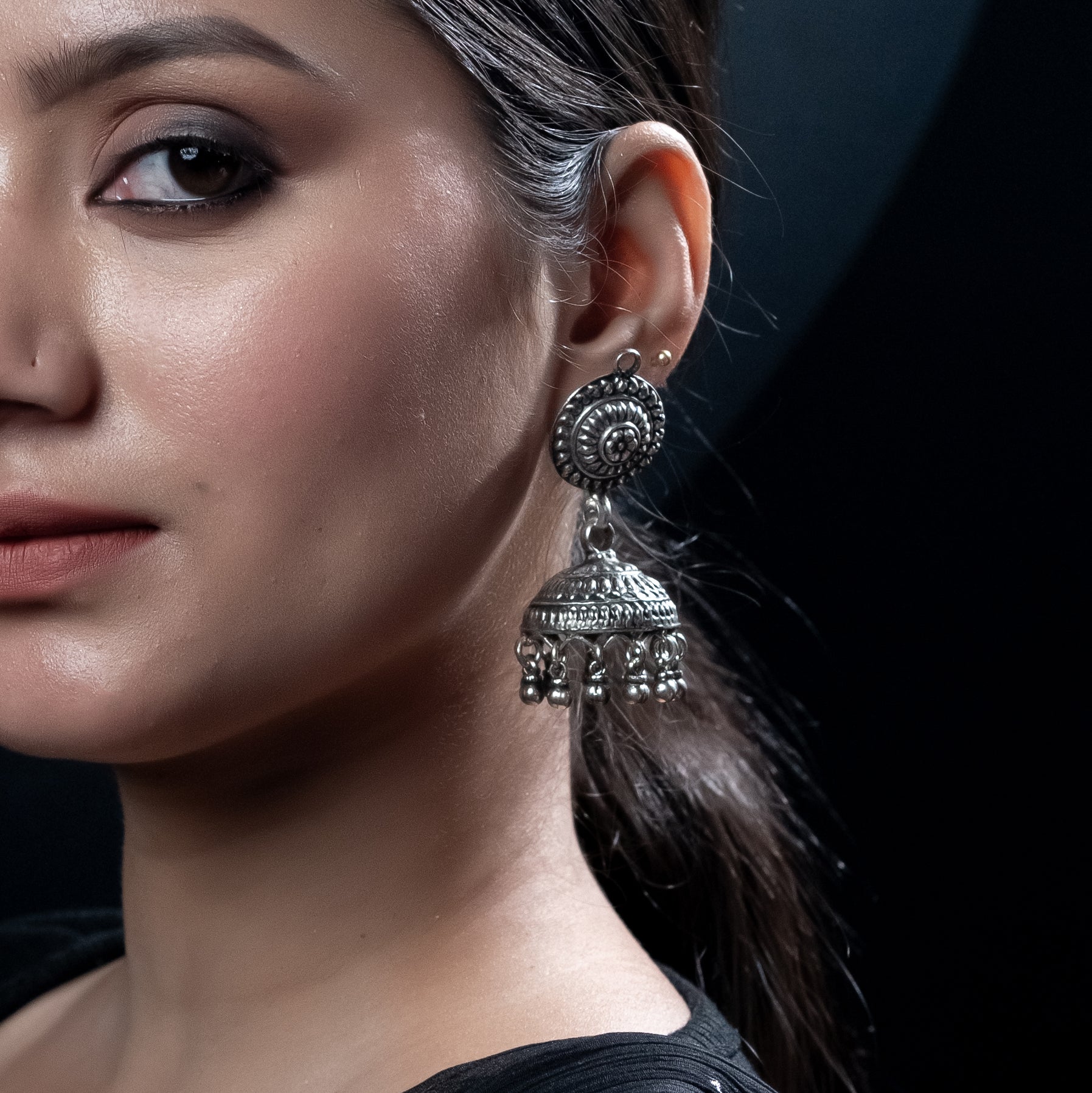 Pankhuri Silver Jhumki