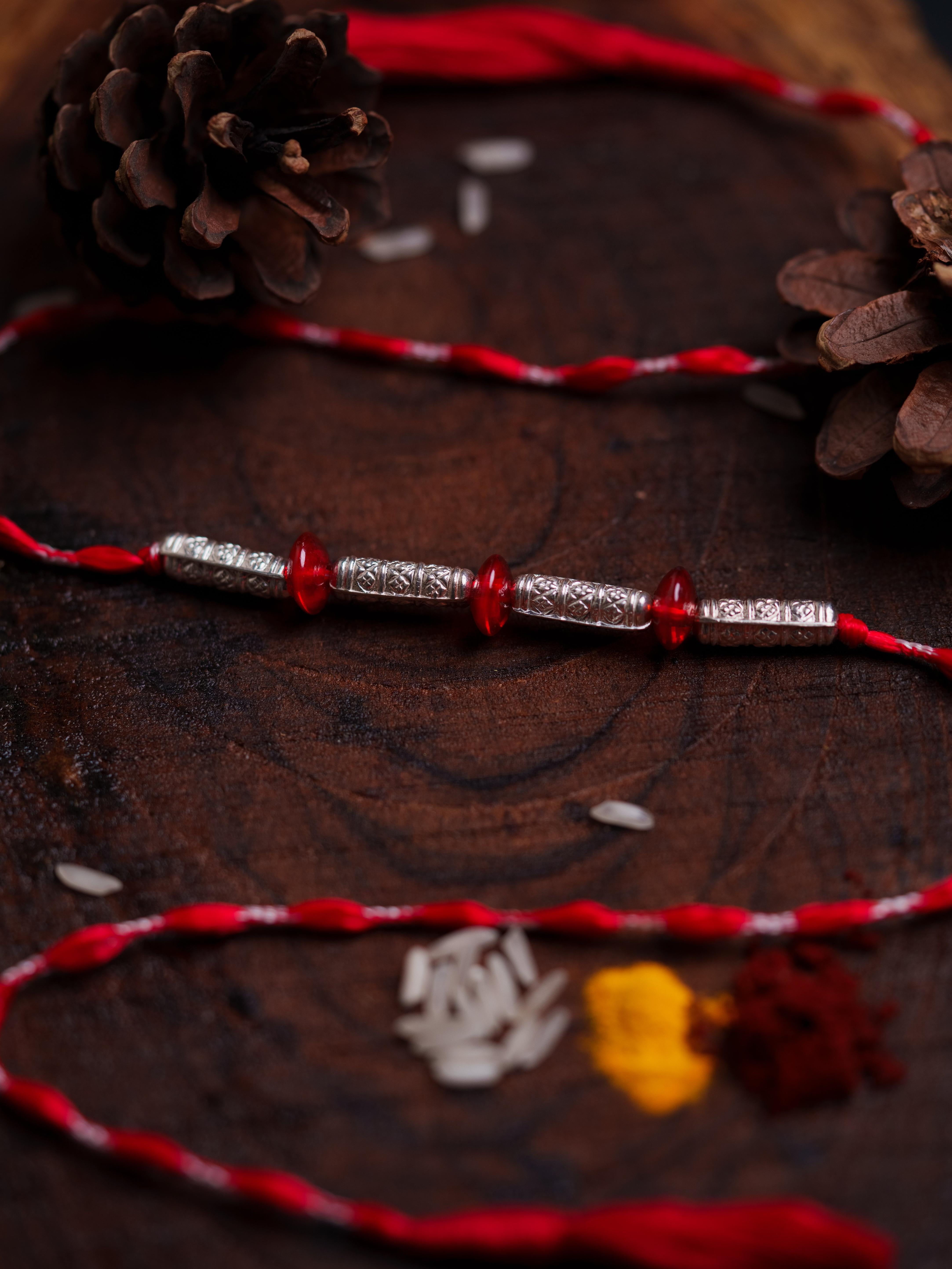 Biru Rakhi
