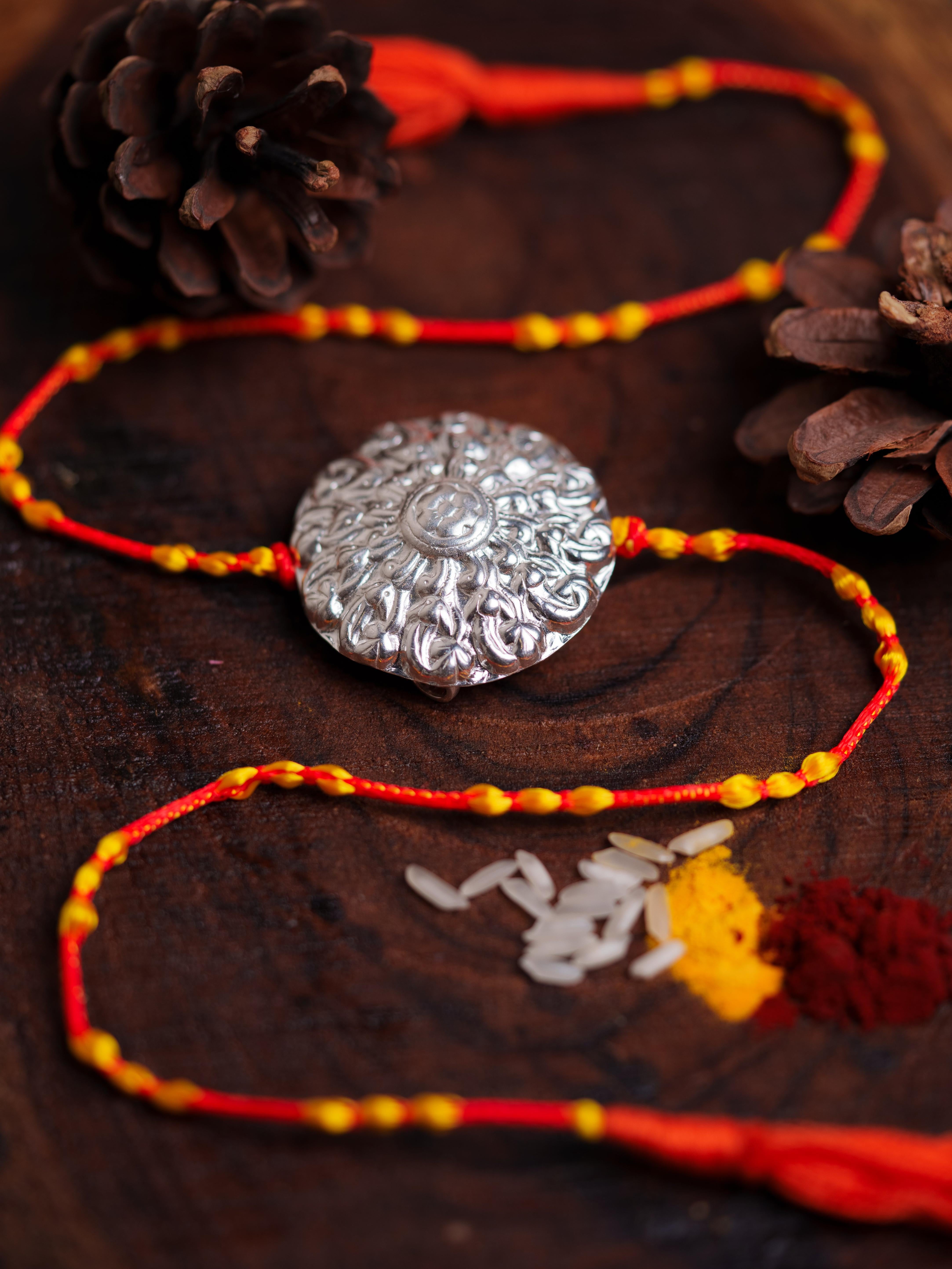 Gena Rakhi
