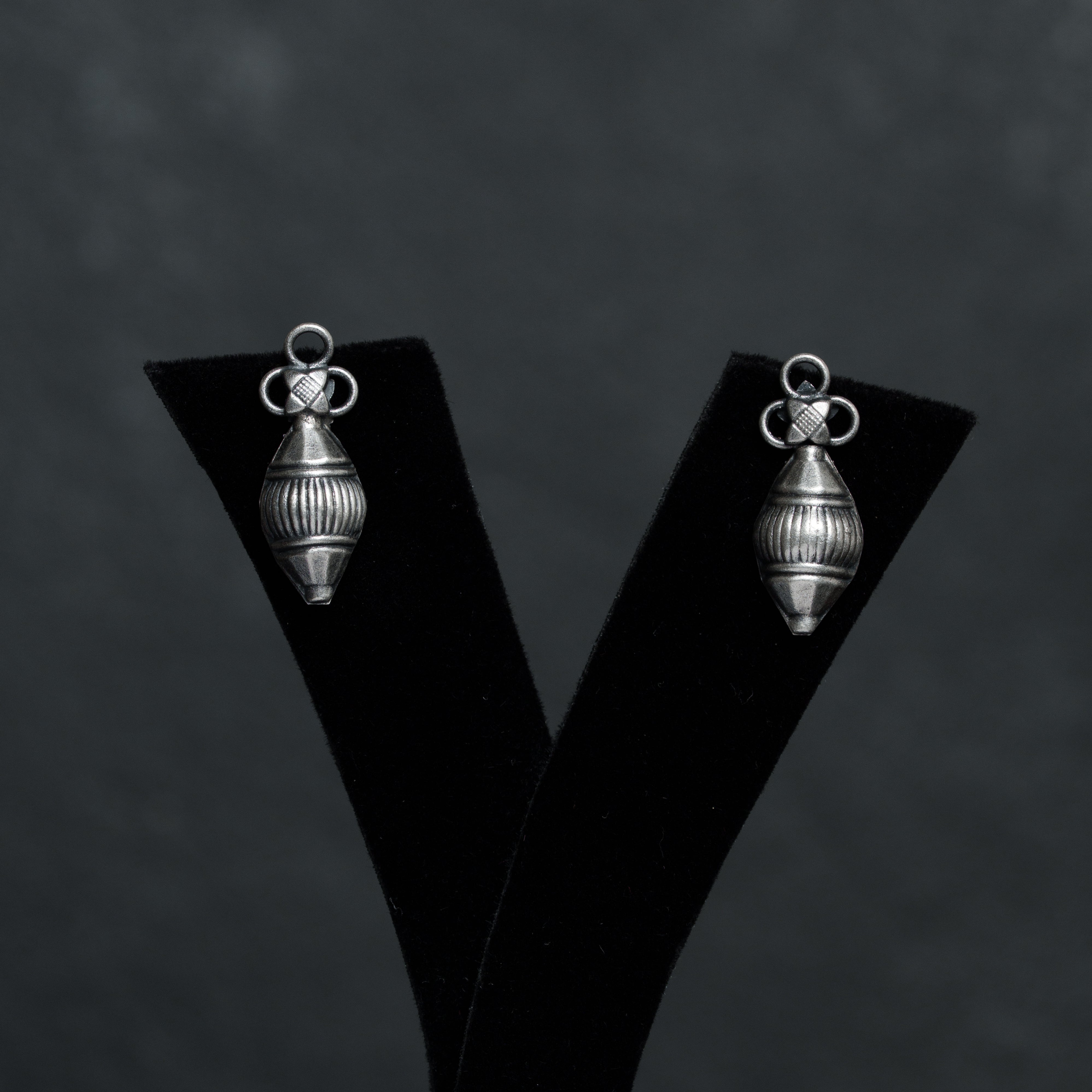 Silver Jaukanthi Studs