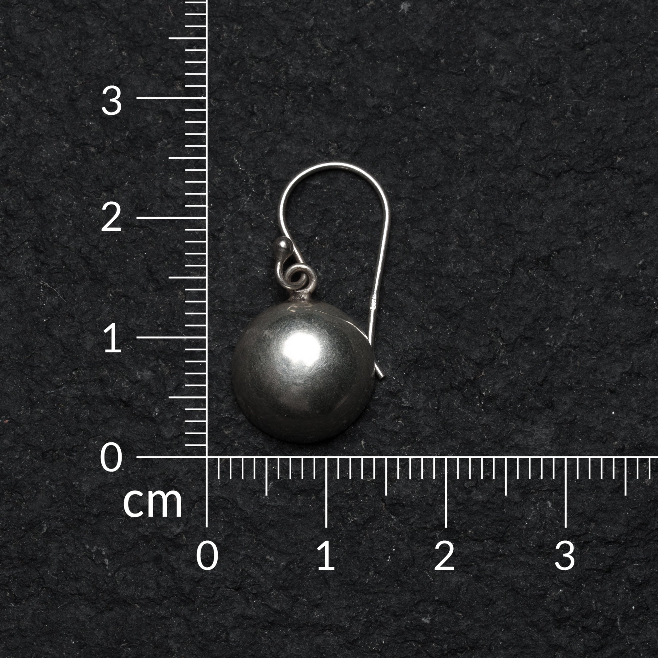 Bindri earrings