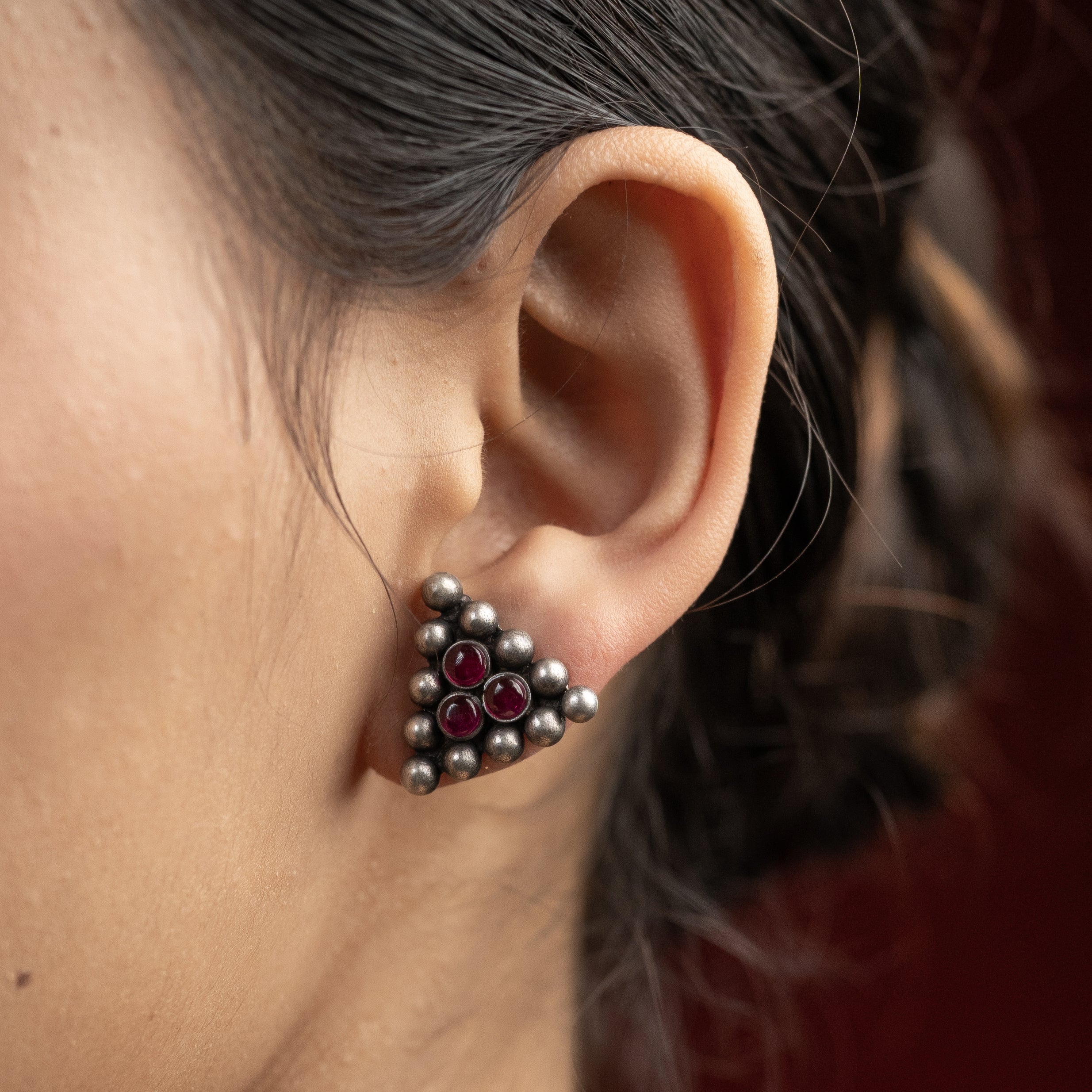 Triveni Studs