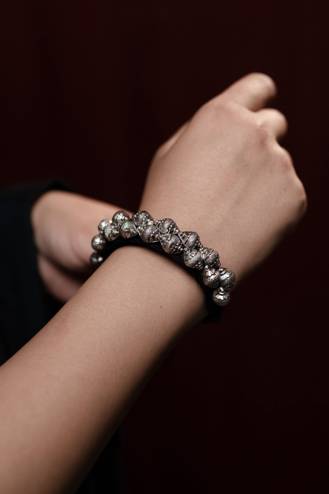 Dwishank Pahuchi Silver Bracelet