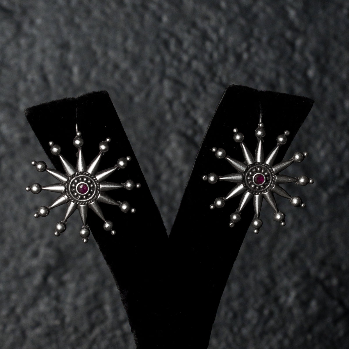 Suryakiran Studs