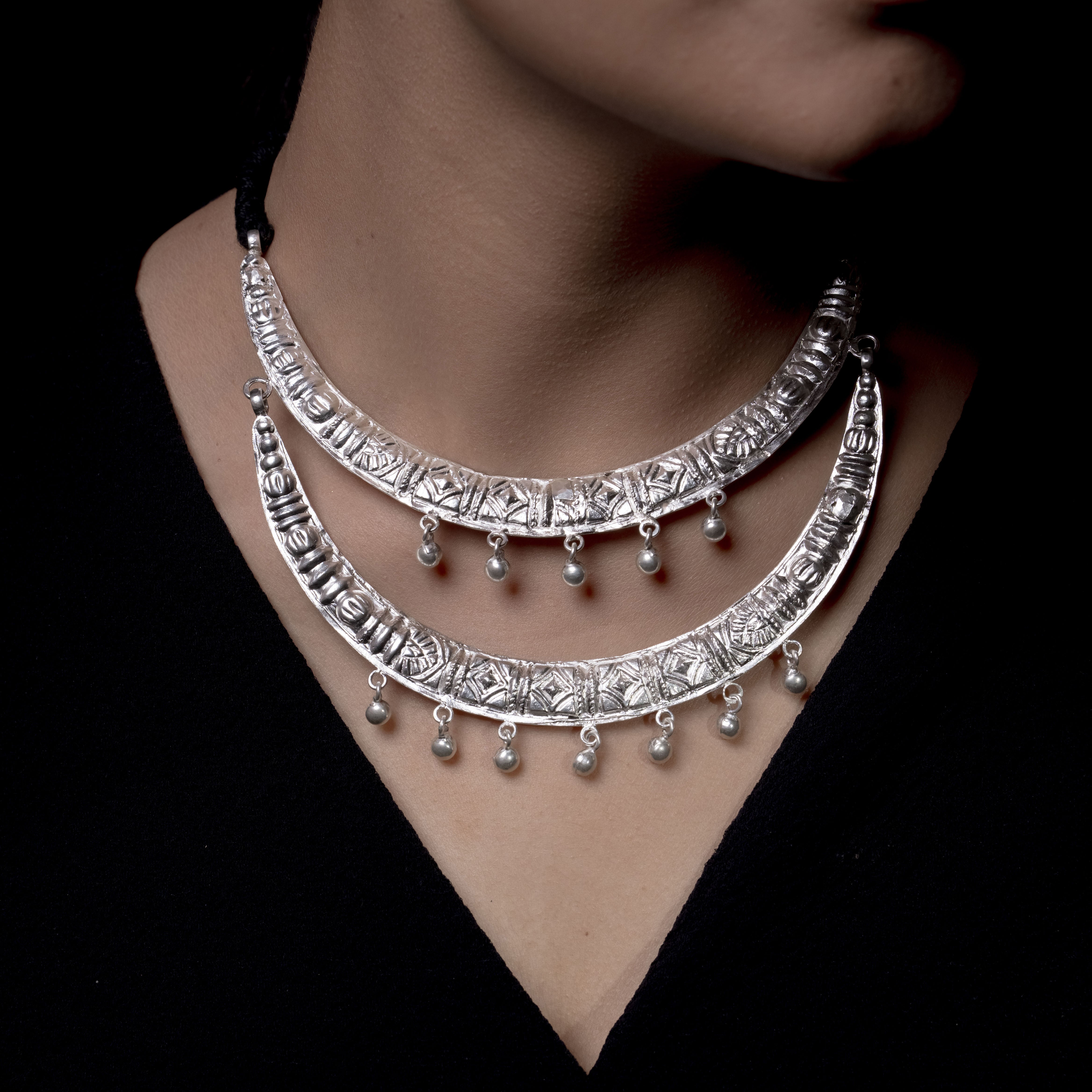 Rooh Hasuli Silver Choker