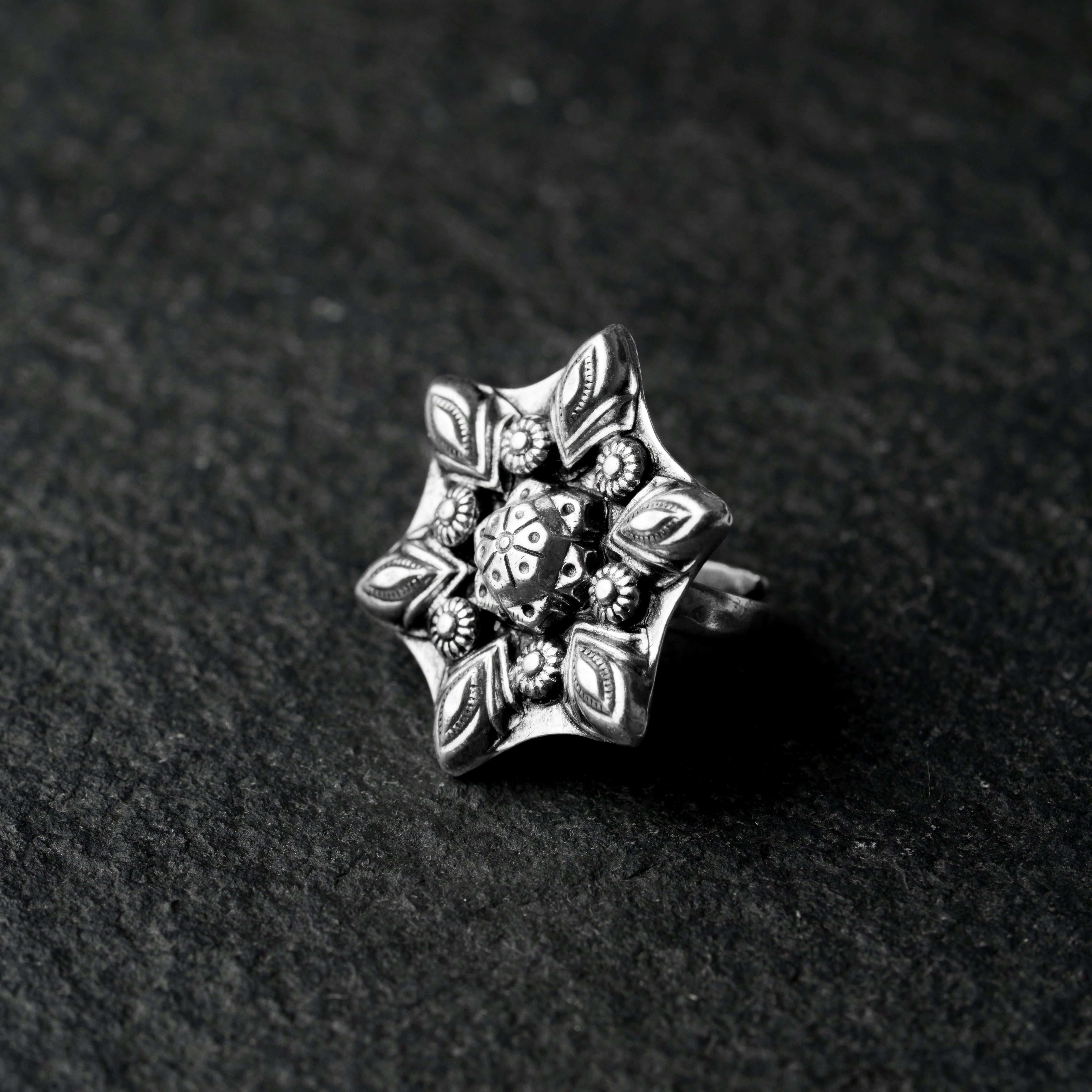 Tareli Ring