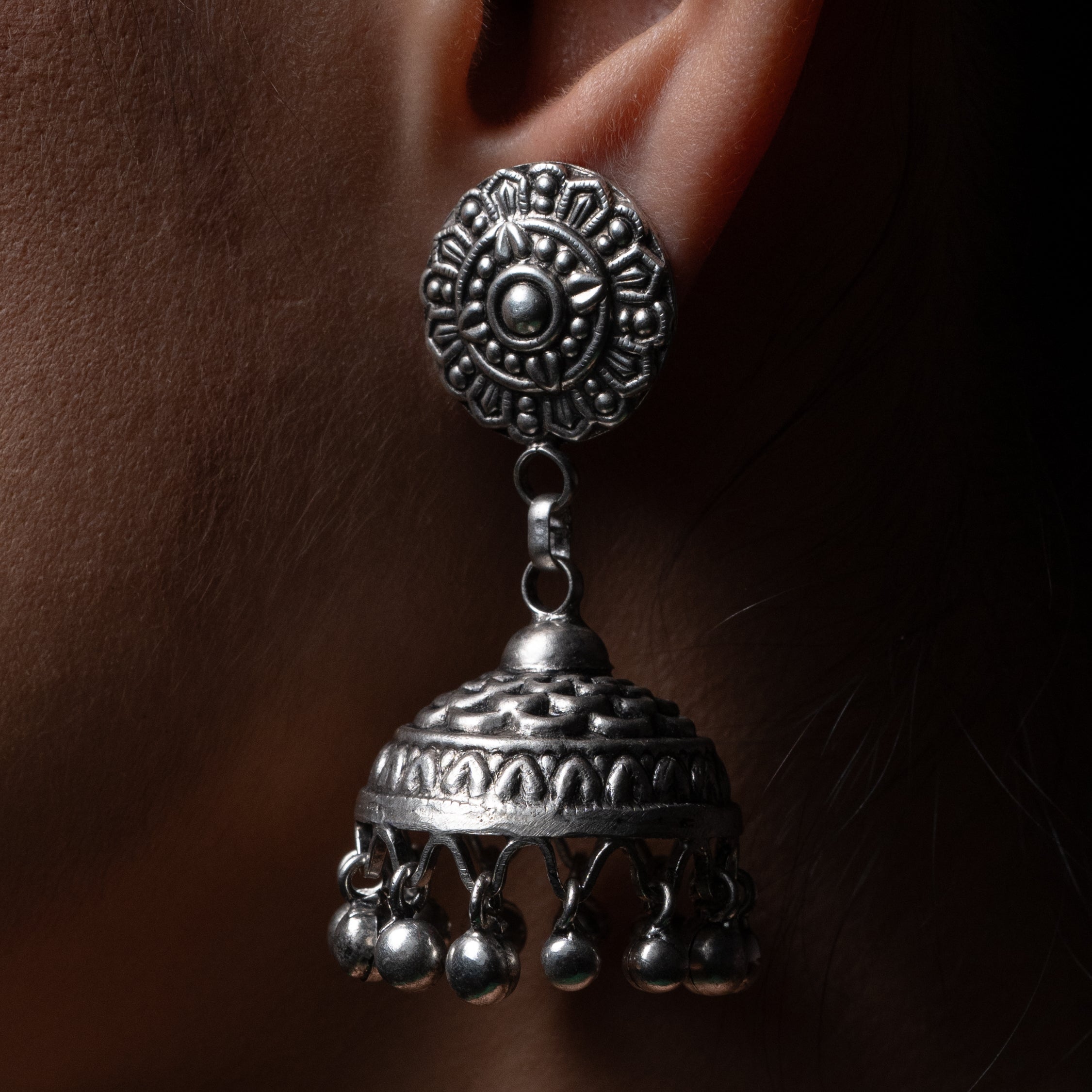 Kalee Silver Jhumki