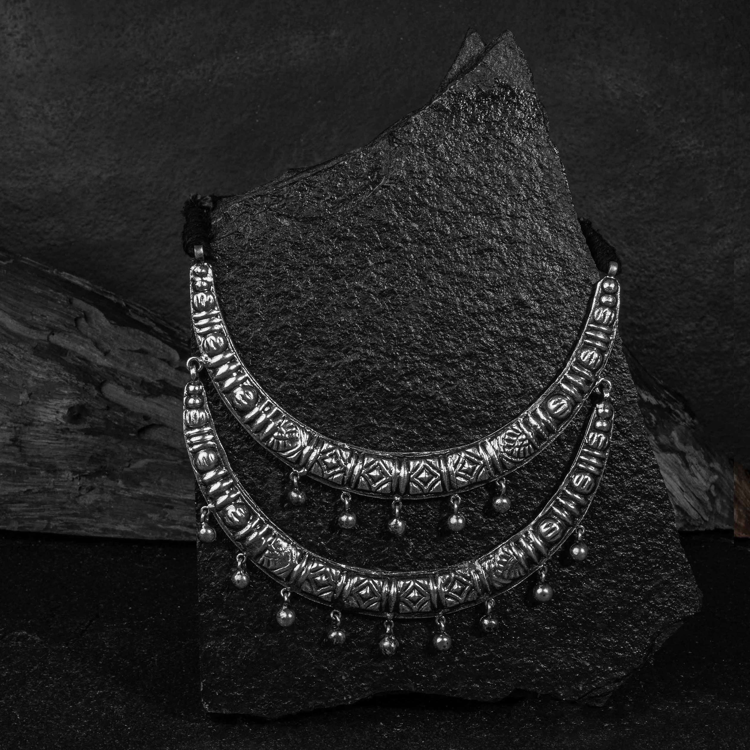 Rooh Hasuli Silver Choker