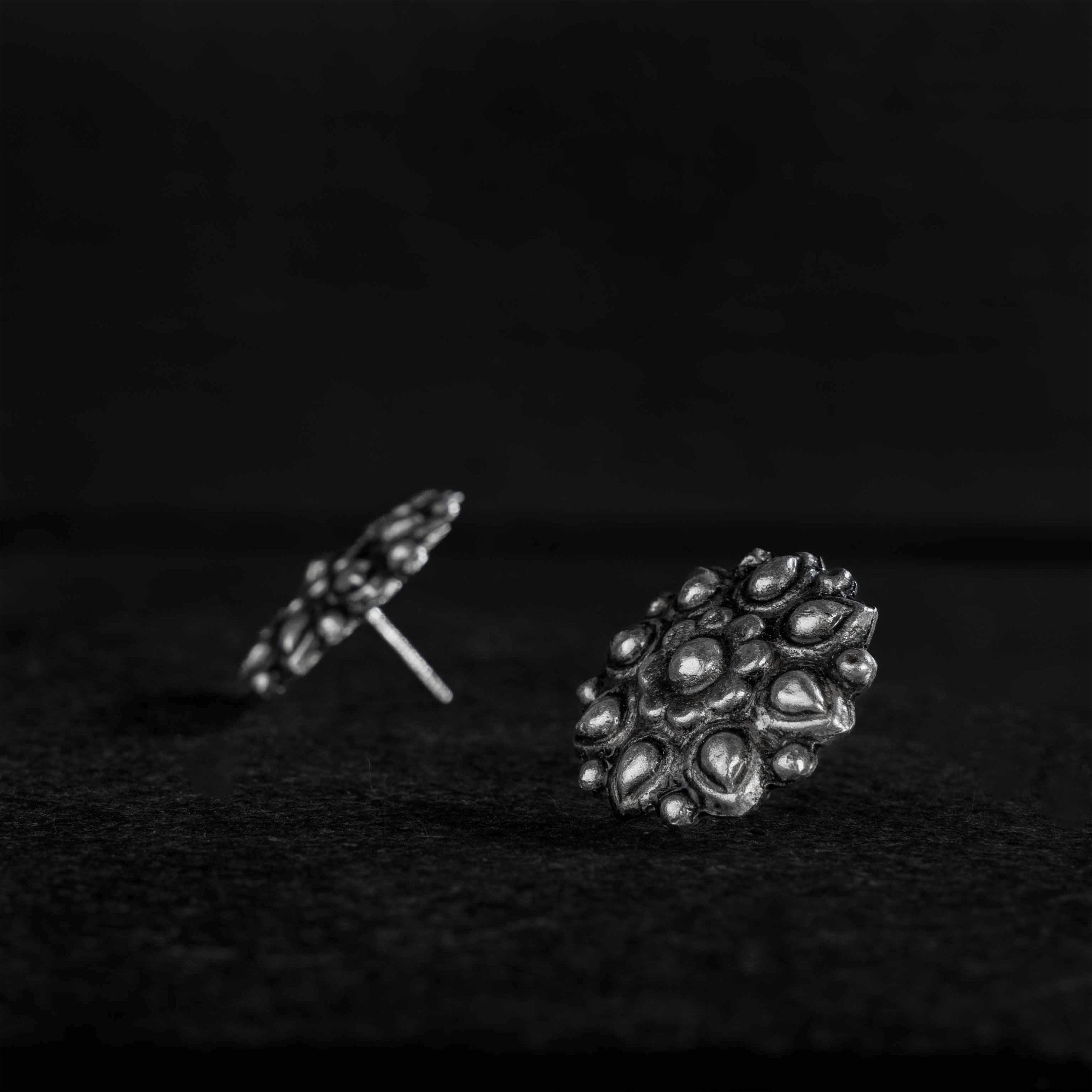 Chandak Silver Studs Earrings