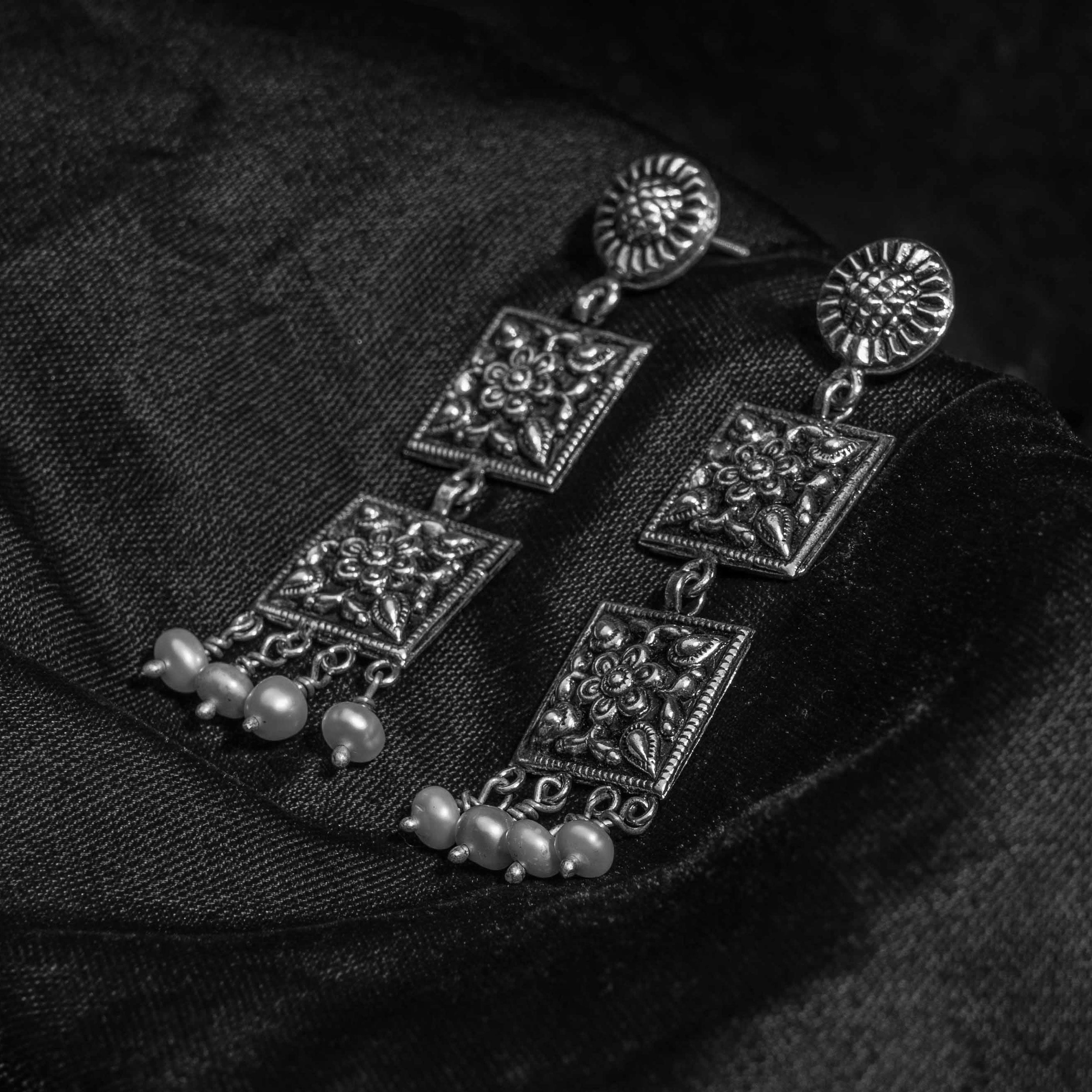 Chaukhandi Danglers Silver Earrings Designs