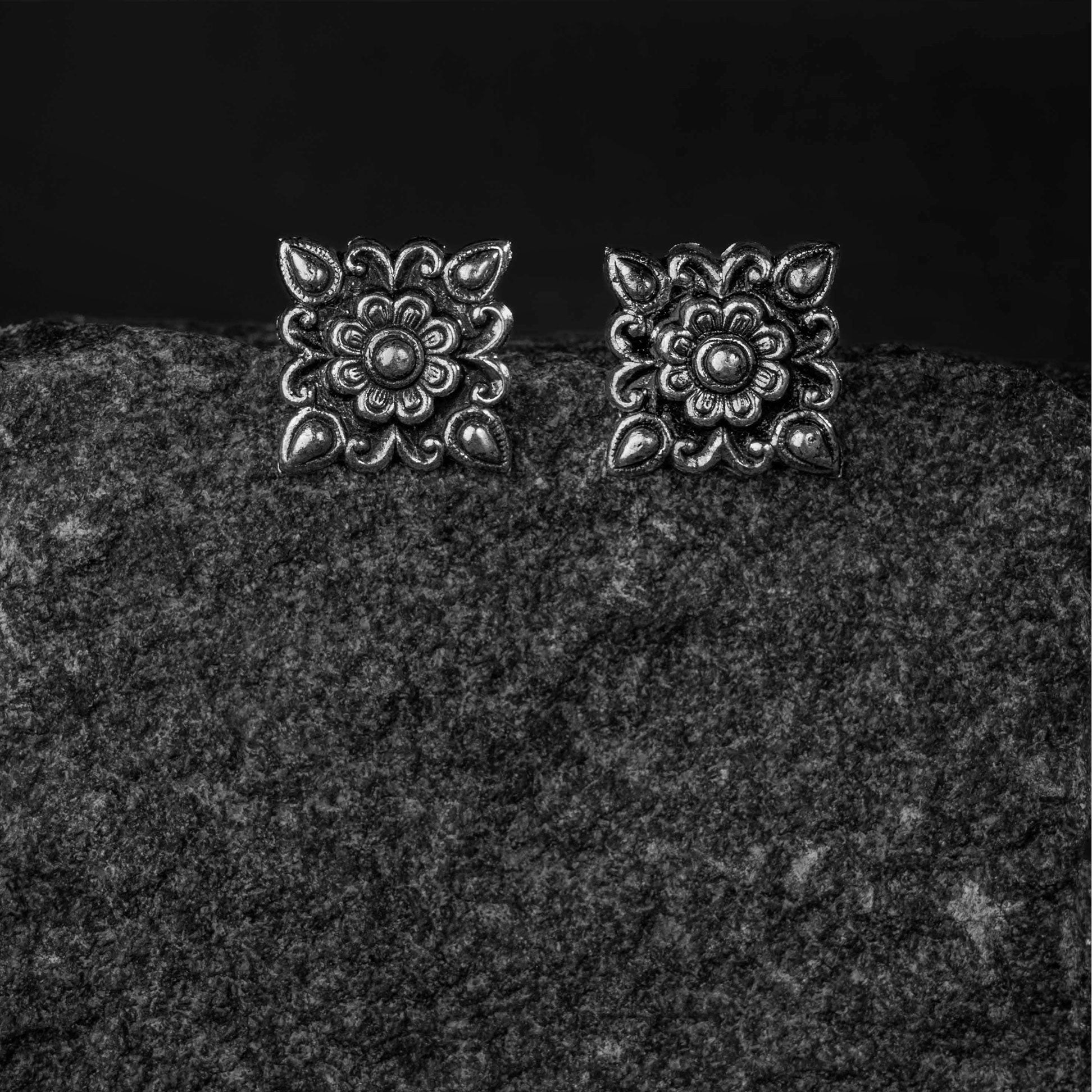 Chauki Silver Studs Earrings