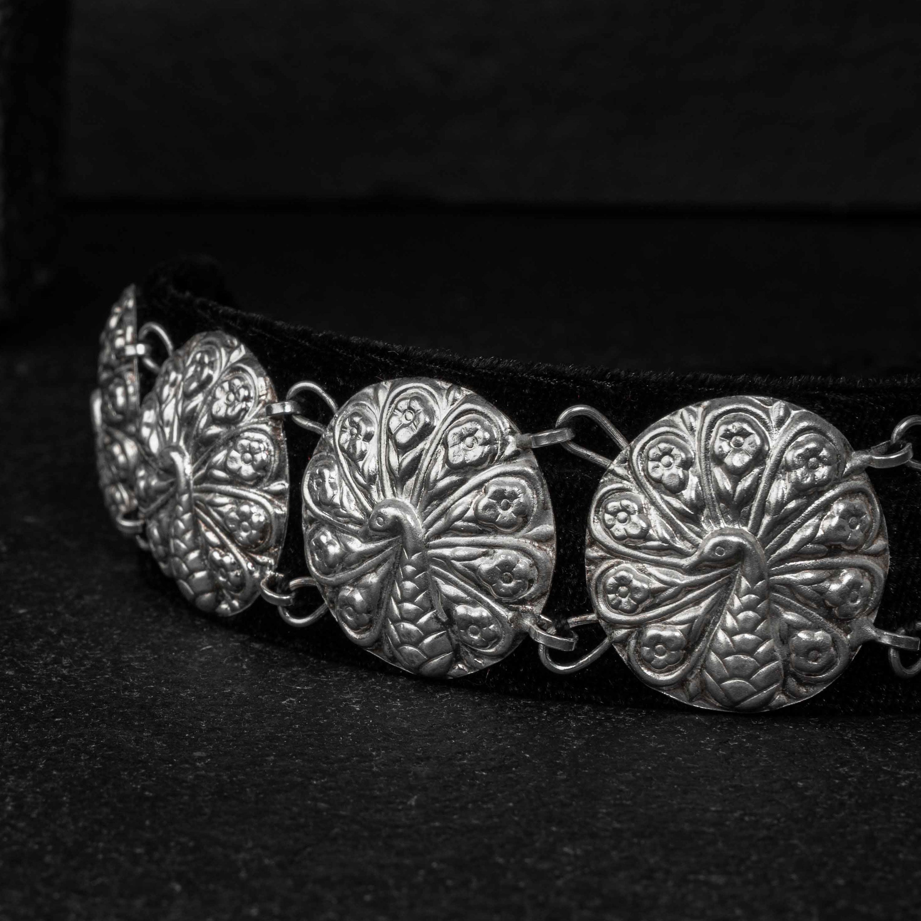 Morni Guluband Silver Choker